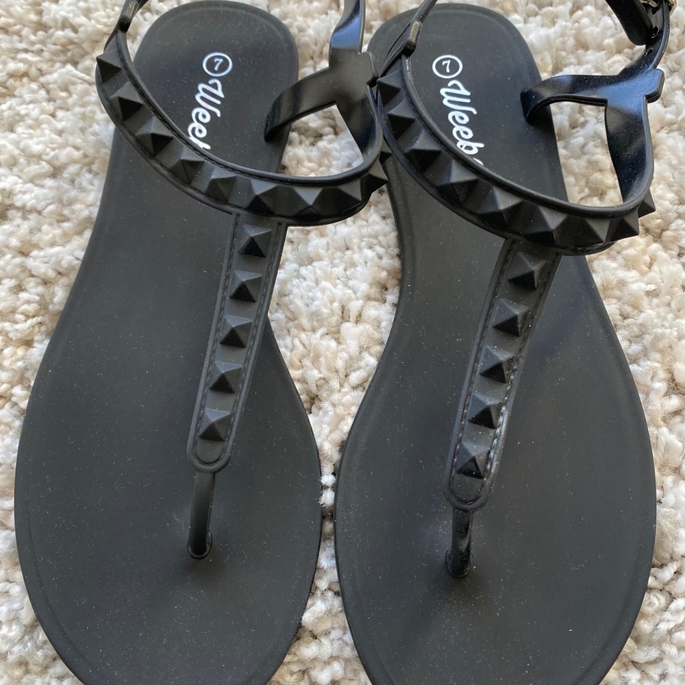 Weeboo jelly sandals